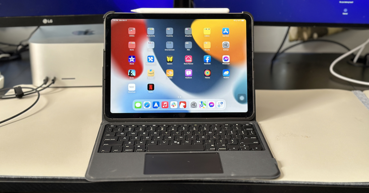 ESR Ascend Keyboard Case for iPad Air